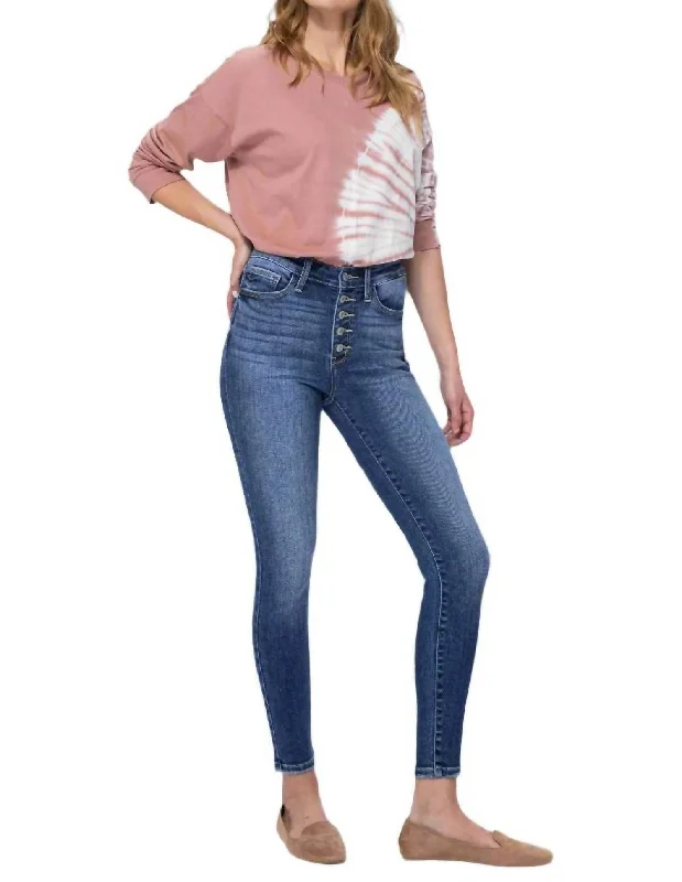 Light - wash women jeans for a fresh and summery appearanceHigh Rise Skinny Jeans In Medium Blue Light - wash women jeans for a fresh and summery appearanceHigh Rise Skinny Jeans In Medium Blue