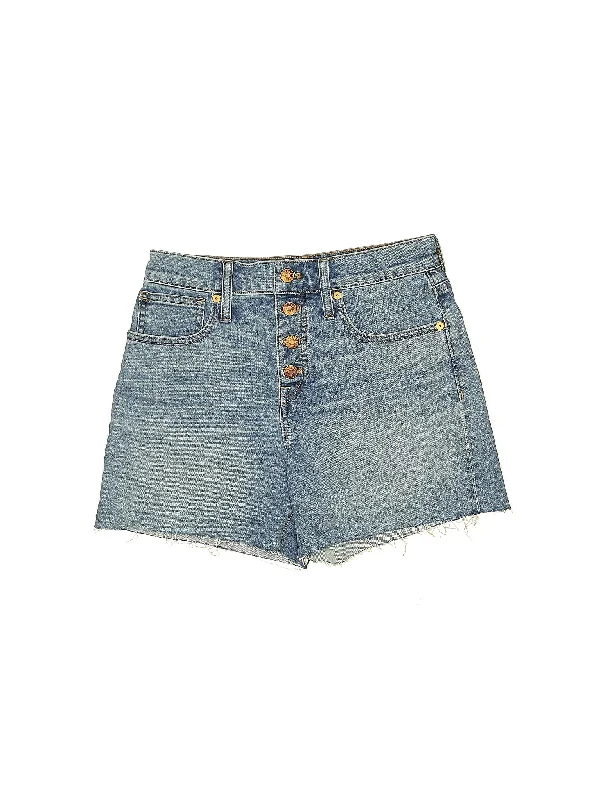Women's High - Rise Paperbag Waist Shorts in Khaki for a Stylish and Comfortable LookLow-Rise Denim Shorts in Medium Wash