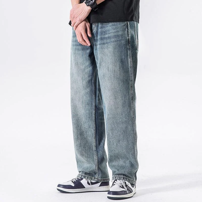 Distressed women jeans for a trendy and edgy lookRetro Straight Washed Jeans