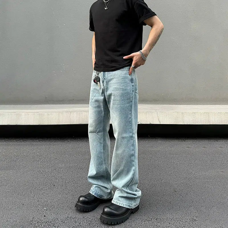 Cargo women jeans with multiple pockets for added functionalityWashed Flared Straight-Leg Jeans