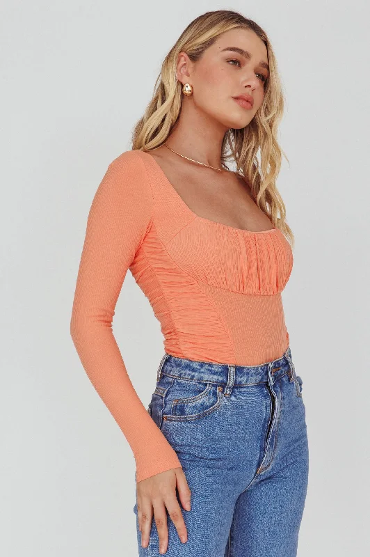 Maxi Women Dress with Floral Print for a Bohemian VibeBobbi Long Sleeve Ruched Side Ribbed Bodysuit Orange Maxi Women Dress with Floral Print for a Bohemian VibeBobbi Long Sleeve Ruched Side Ribbed Bodysuit Orange