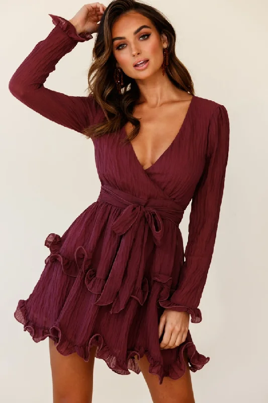 Printed Abstract Women Dress for a Modern and Artistic AppealGreta Tiered Ruffle Chiffon Dress Wine Printed Abstract Women Dress for a Modern and Artistic AppealGreta Tiered Ruffle Chiffon Dress Wine