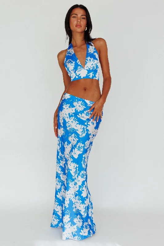 Sheath Women Dress with a Tailored Fit for a Professional LookManila Satin Maxi Skirt Blue Floral Sheath Women Dress with a Tailored Fit for a Professional LookManila Satin Maxi Skirt Blue Floral