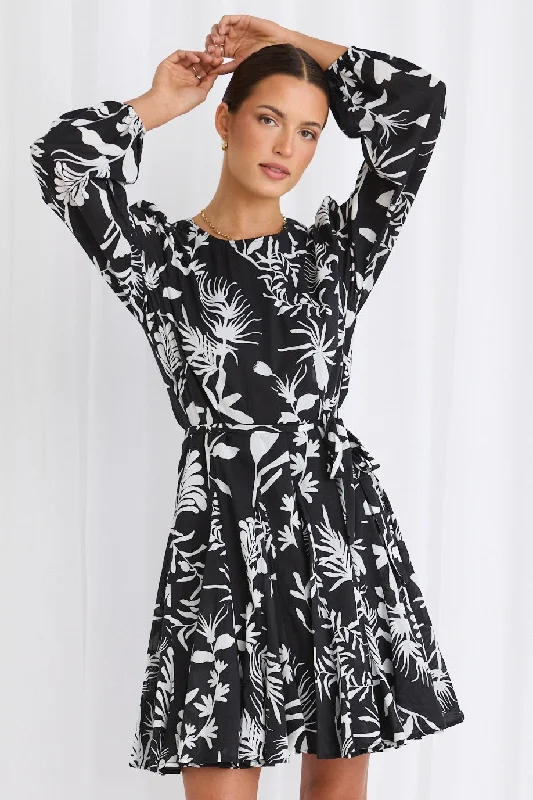Shift Women Dress with a Simple and Classic Design for Everyday WearPixie Black & White LS Flared Mini Dress Shift Women Dress with a Simple and Classic Design for Everyday WearPixie Black & White LS Flared Mini Dress