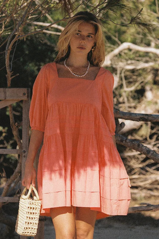 Ball Gown Women Dress with a Full Skirt for a Princess - like LookRoxanne Coral SS Mini Dress Ball Gown Women Dress with a Full Skirt for a Princess - like LookRoxanne Coral SS Mini Dress