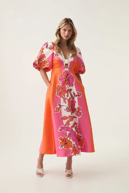 Midi dresses with ruched bodices for a feminine and fitted feelOverflow Knotted Midi Dress