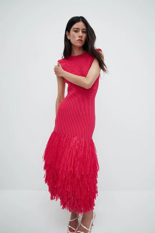Midi dresses with bow accents for a sweet and charming lookRushes Raffia Knit Midi Dress Midi dresses with bow accents for a sweet and charming lookRushes Raffia Knit Midi Dress