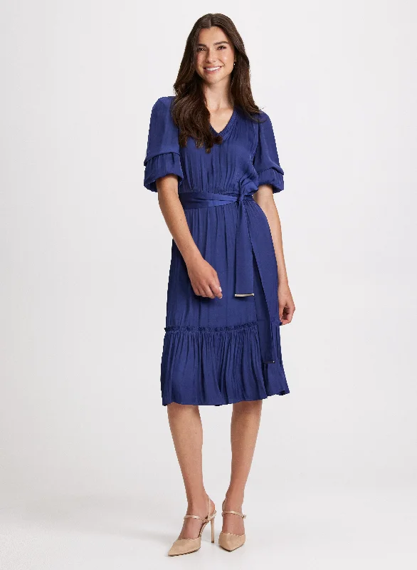 Midi dresses with halter necks for a stylish and comfortable optionSatin Pleated Midi Dress