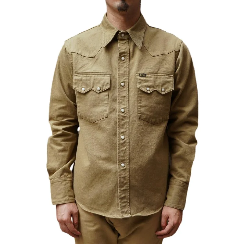 Button - Down Denim Top with a Classic DesignStudio D'Artisan "Recycled Cotton" Western Shirt