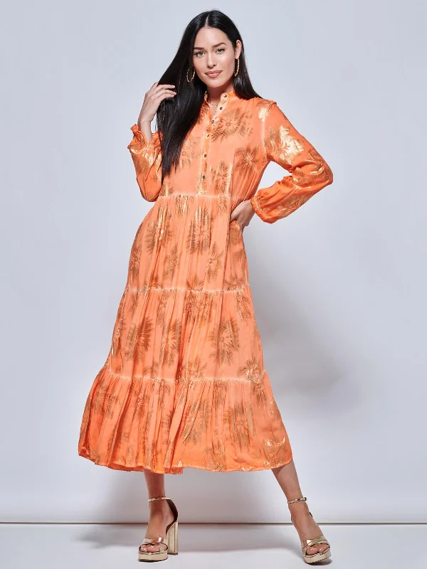 Maxi dresses with a gathered skirt for a voluminous and dramatic effectLoose Fit Tiered Holiday Maxi Shirt Dress, Orange Multi Maxi dresses with a gathered skirt for a voluminous and dramatic effectLoose Fit Tiered Holiday Maxi Shirt Dress, Orange Multi