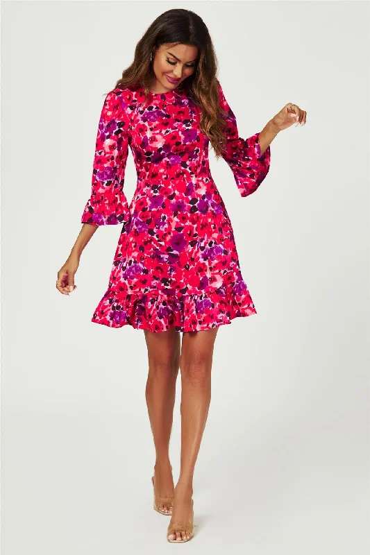 Mini dresses with mesh panels for a sexy and trendy lookAbstract Floral Print Mini Dress In Red