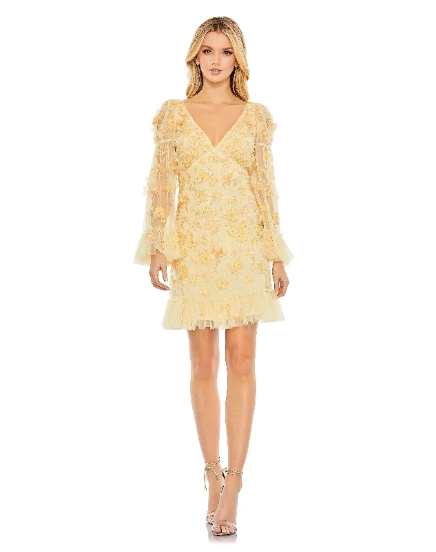 Cocktail dresses with a velvet - trimmed collar and a short skirtMac Duggal 9205 Long Sleeve Short Cocktail Dress Cocktail dresses with a velvet - trimmed collar and a short skirtMac Duggal 9205 Long Sleeve Short Cocktail Dress