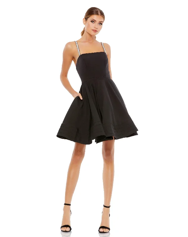 Velvet cocktail dresses with long sleeves for winter galasMac Duggal 49106 Short Cocktail Homecoming Party Dress Velvet cocktail dresses with long sleeves for winter galasMac Duggal 49106 Short Cocktail Homecoming Party Dress