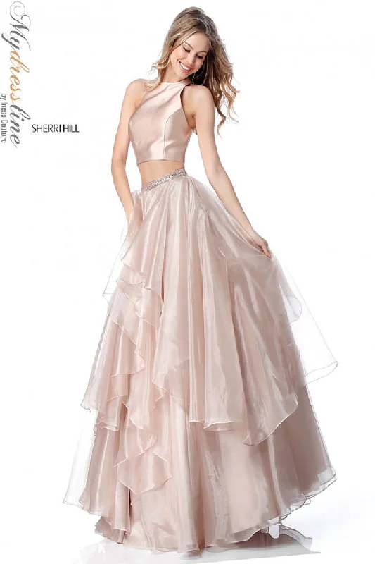 Prom dresses with ruched bodices and organza sleeves for a romantic lookSherri Hill 51960 Prom dresses with ruched bodices and organza sleeves for a romantic lookSherri Hill 51960