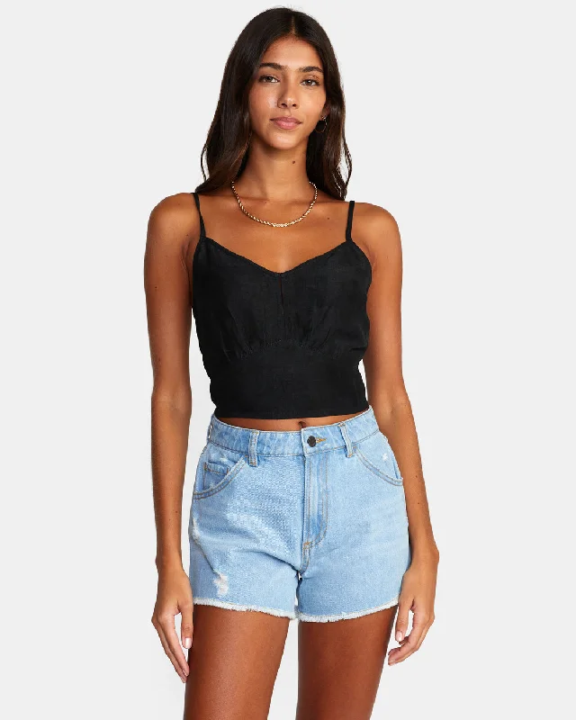 Denim Women Shorts with Distressed Details for a Casual VibeAmor Denim Shorts - Light Vintage Wash