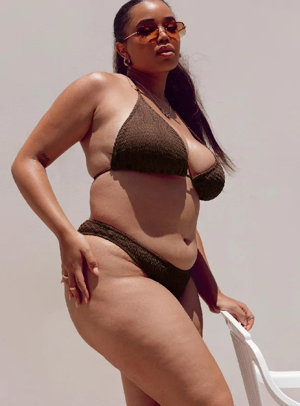 Lace - trimmed bikini for an elegant and romantic touchBlanca Bikini Bottoms Brown Curve Lace - trimmed bikini for an elegant and romantic touchBlanca Bikini Bottoms Brown Curve